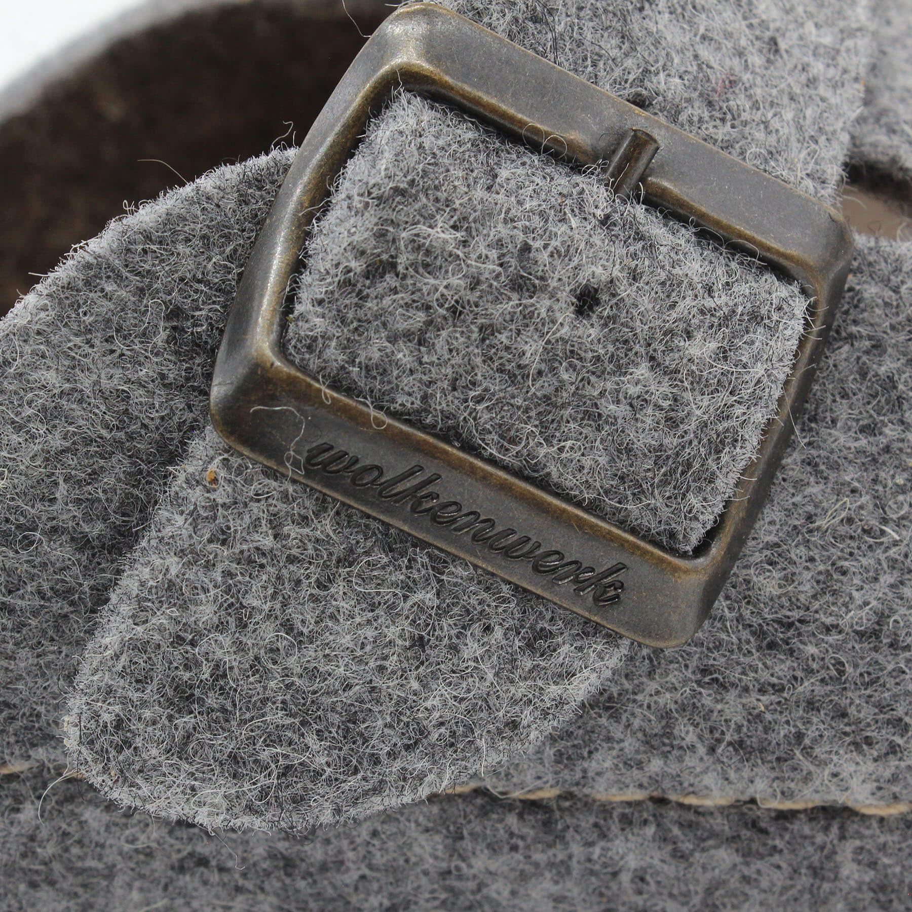 Dosa Borkum - Unisex Wool Felt Slippers - Image 19